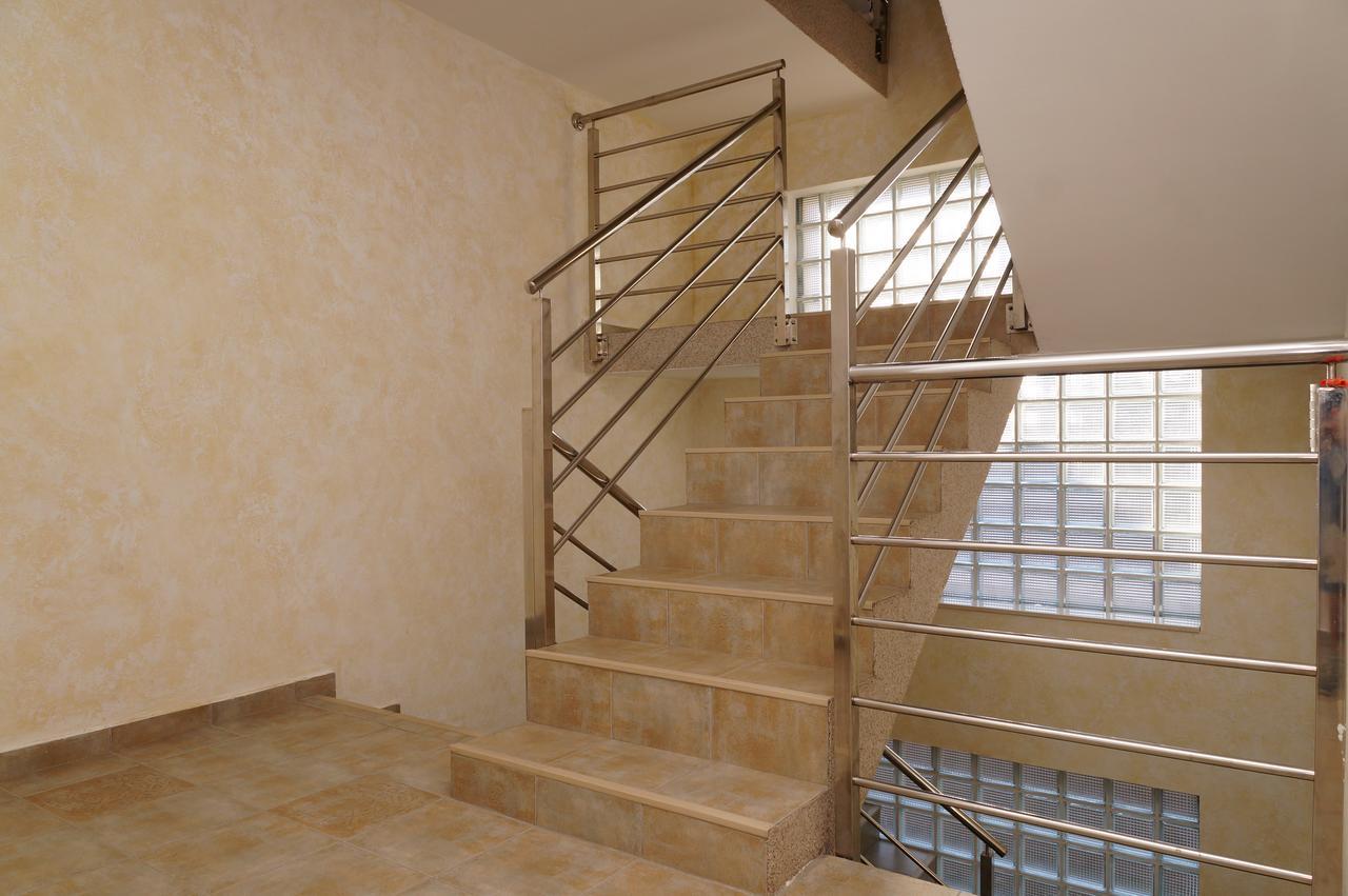 Apartments Apple Cat Montenegro Ko บิเยลา ภายนอก รูปภาพ