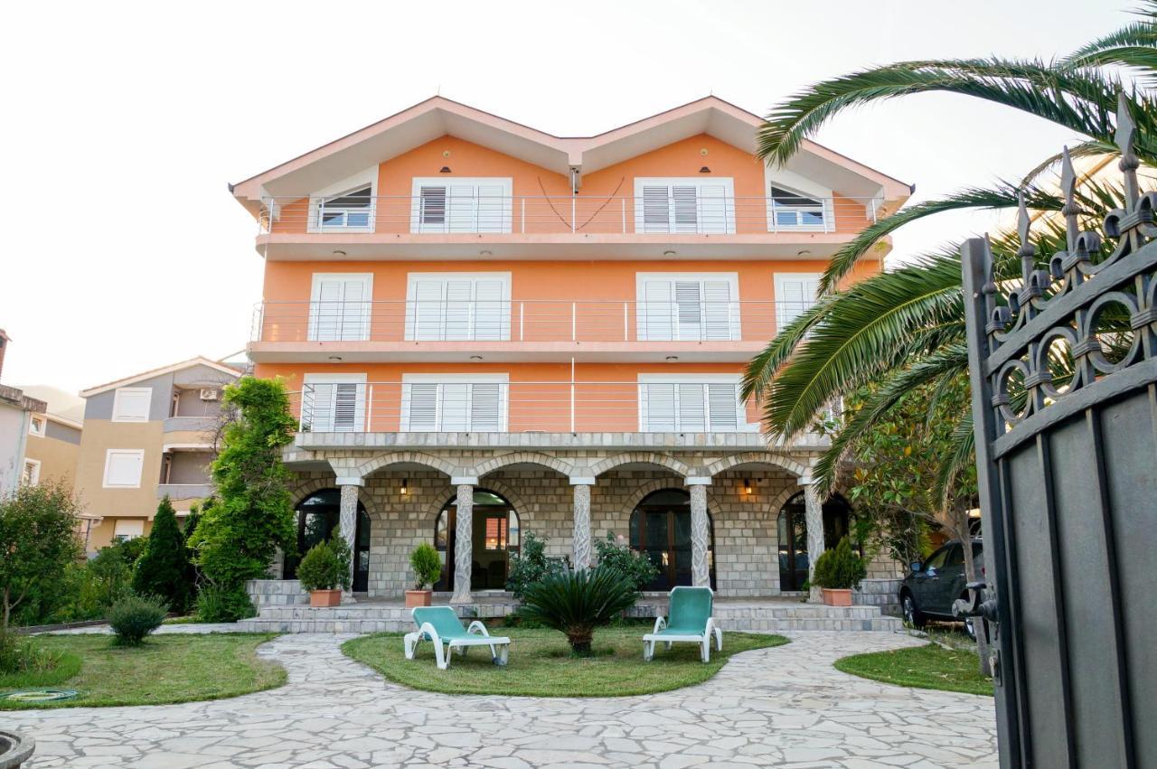 Apartments Apple Cat Montenegro Ko บิเยลา ภายนอก รูปภาพ