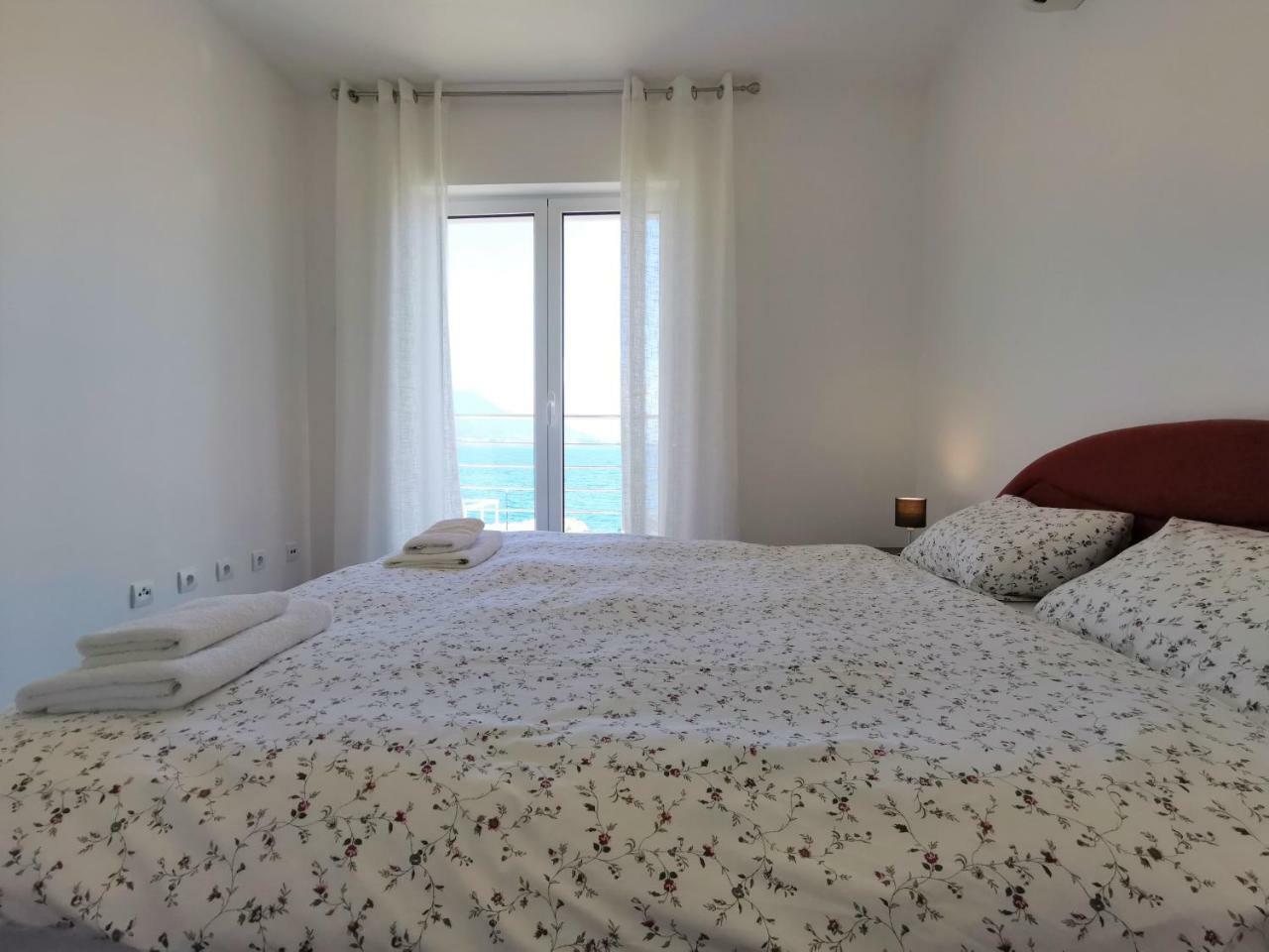 Apartments Apple Cat Montenegro Ko บิเยลา ภายนอก รูปภาพ